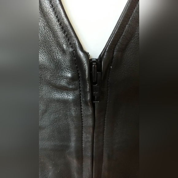 Xelement Leather motorcycle vest LIKE NEW - Picture 2 of 5